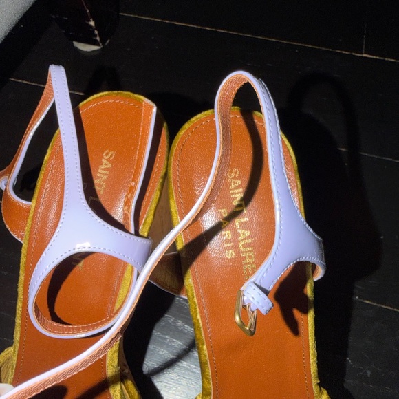 Saint Laurent Velvet Bianca - Picture 4 of 8